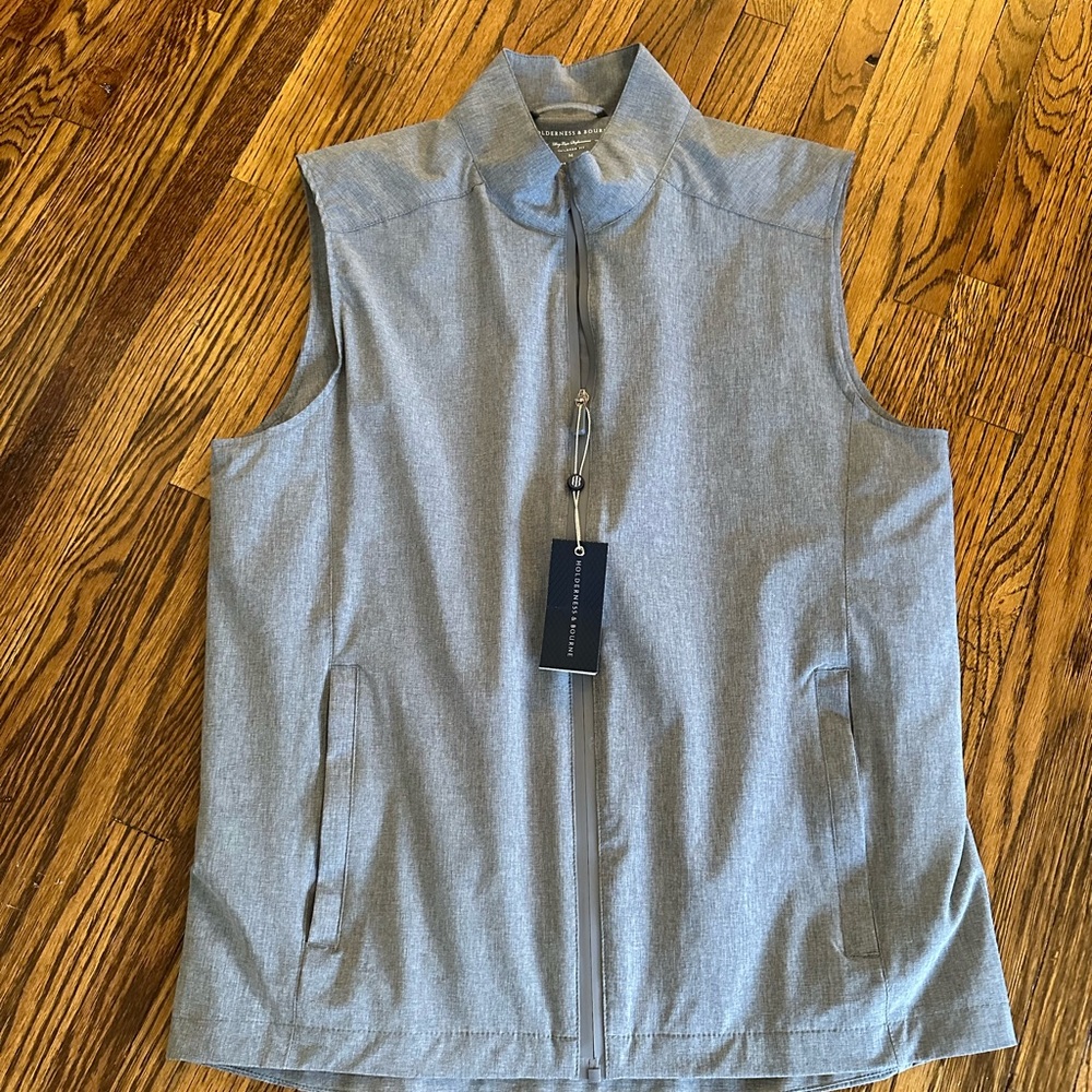 Holderness & Bourne Conrad Vest Grey Medium